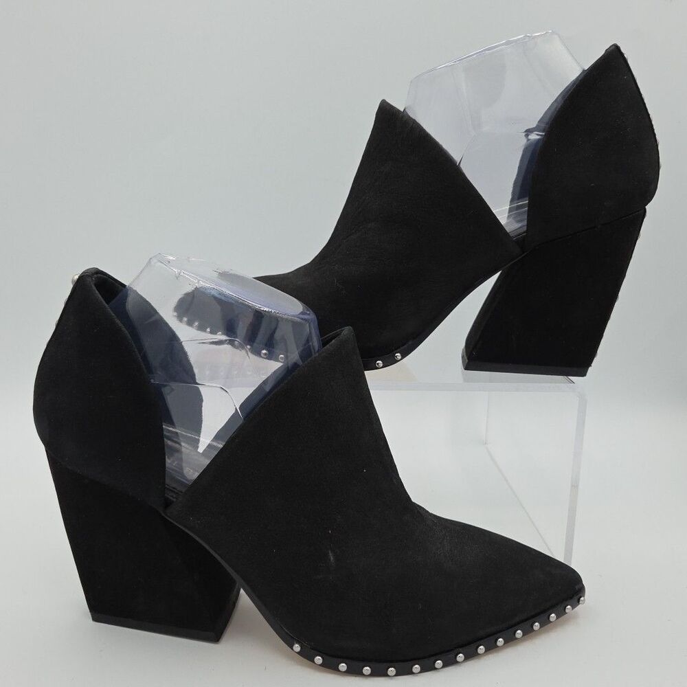 Giani Bini Ankle Boots Studded Stacked Block Heel Womens Size 7.5 Suede EUC